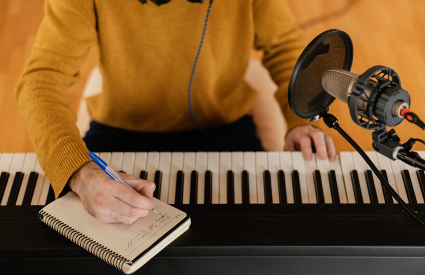 Descubre cómo hacer canciones con EAM.